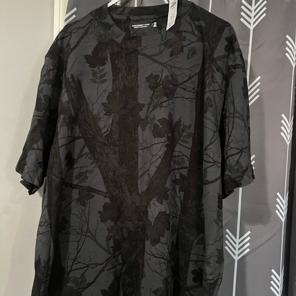 Abercrombie & Fitch Dark Camouflage Tee